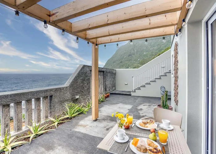 Casa Da Rocha By Pleasantconcept * 산타나